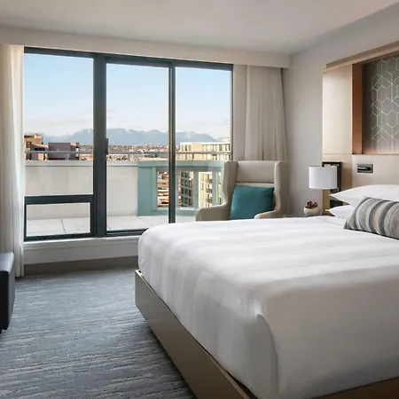 Vancouver Airport Marriott Hotel-3